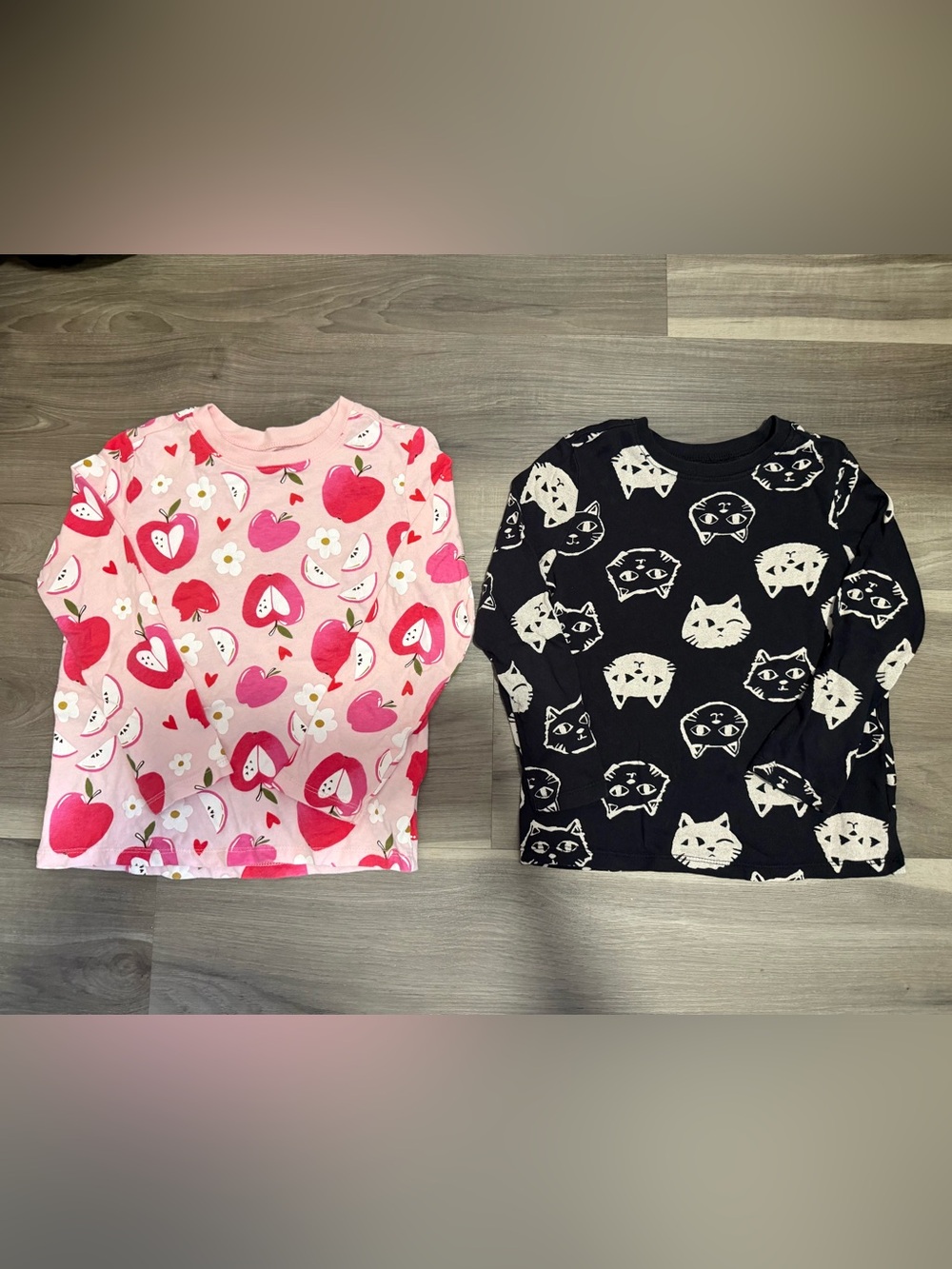 Old Navy 5T Long Sleeve Cotton Tees